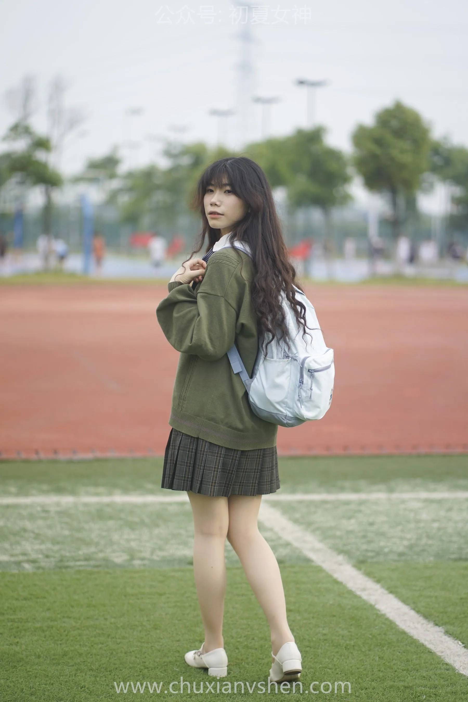 初夏女神 NO.064 欢欢 新晋学妹-学妹的一天 [164P]插图5